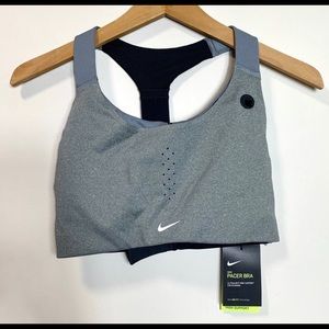 BNWT NIKE PACER SPORTS BRA IN GREY